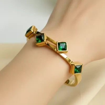 Gold Plated Stainless Steel Anti-Tarnish Green Stone Zigzag Bangle