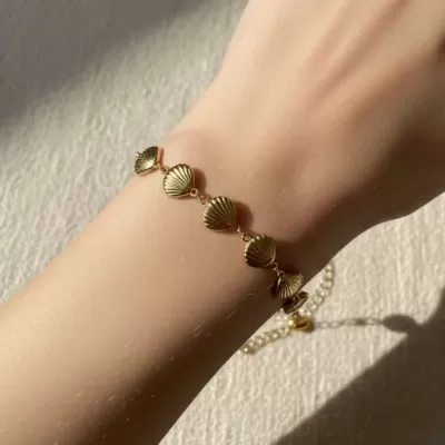 Gold Plated Stainless Steel Anti-Tarnish Oyster Shell Bracelet